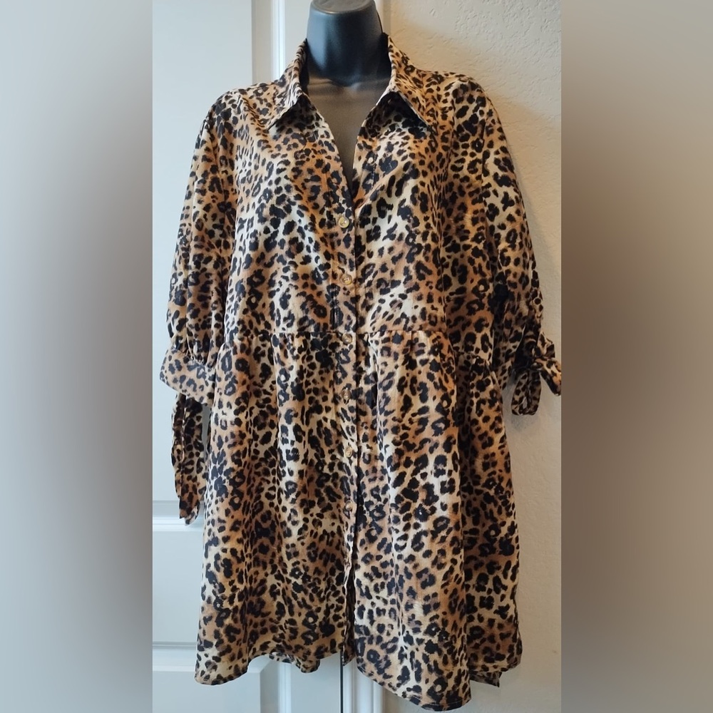 Shirt Womens 2X Plus Leopard Print Button Up Cotton Woven Long Sleeve Tan